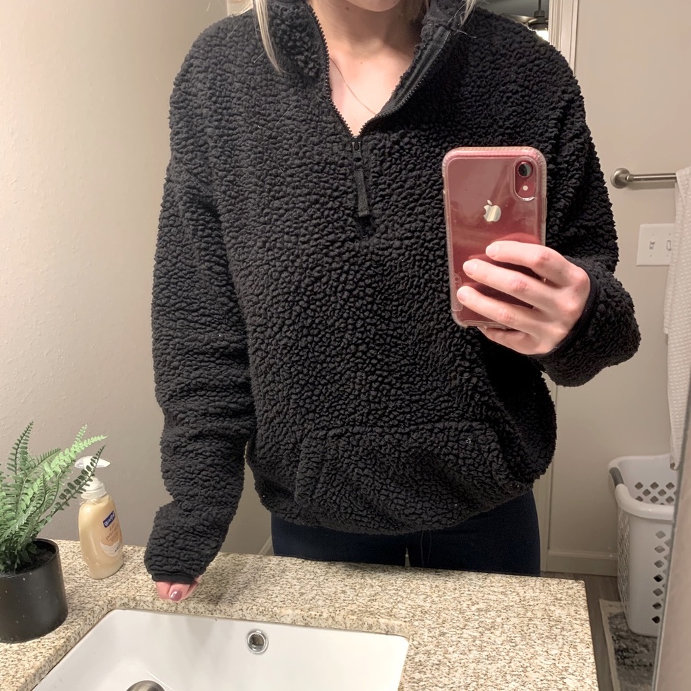 Sherpa sweatshirt